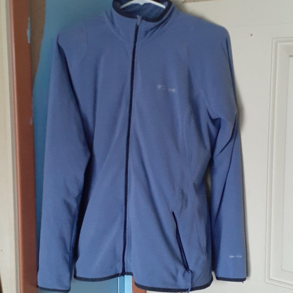 Ladies size large fall jacket.  Very comfortable